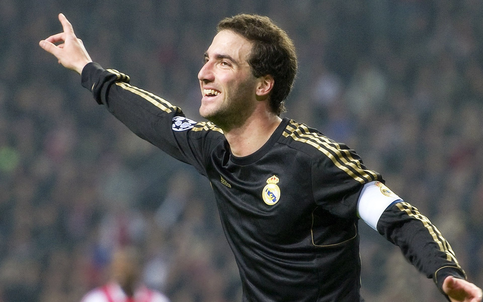 中国男篮用汗水诠释热爱,中国男篮众人谈