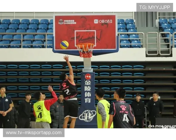 西南大学教师招聘考生奔跑进场，校方释疑，西南大学教师招聘公示