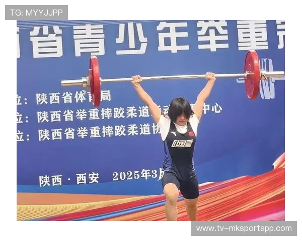 世界举重青年联赛国际交流成果汇编出版，举重世界大赛